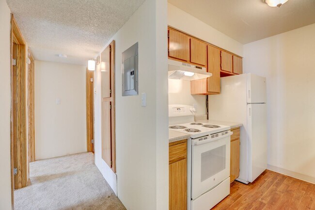 Interior Photo - Americana Lakewood Apartments