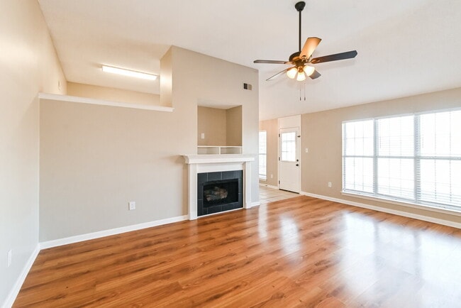 Building Photo - 1733 Timber Creek Dr