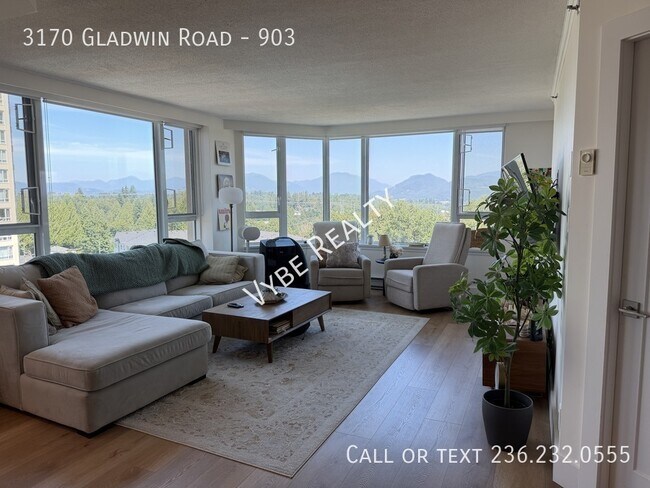 Building Photo - Gorgeous Condo in 55+ Building!