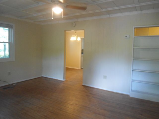 Building Photo - 6608 Bishop Ave