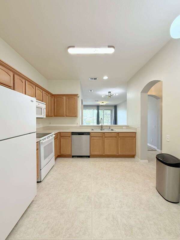 Building Photo - 9818 Fan Palm Way
