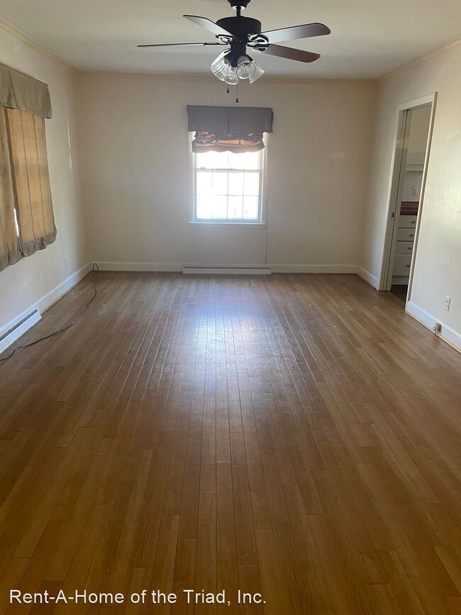 Building Photo - 3 br, 2 bath House - 2511 W Cornwallis Drive