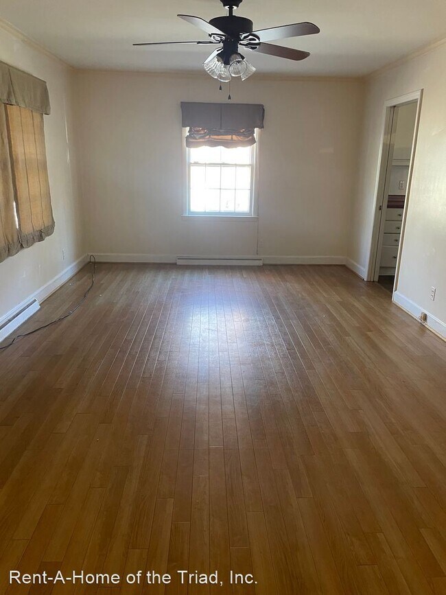 Foto del edificio - 3 br, 2 bath House - 2511 W Cornwallis Drive
