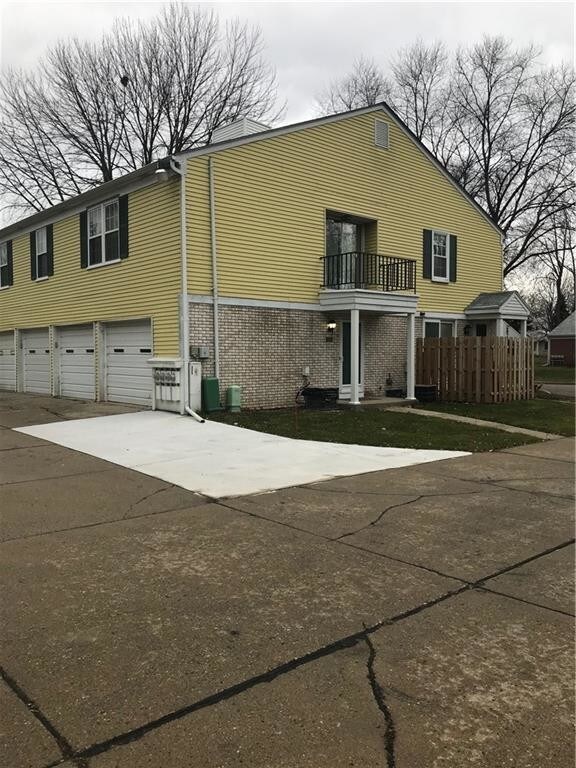 Primary Photo - 24724 Meadow Creek Dr