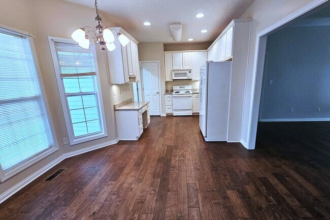 Foto del edificio - 1370 Trillium Ln