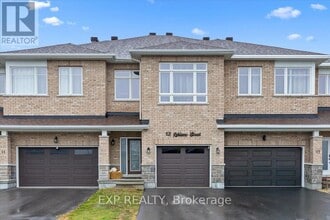 Building Photo - 13 Leblanc St