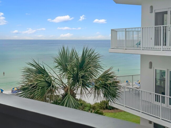 Building Photo - 50% off first months rent.  Gulf front community, Gulf views from balcony, community pool, walkin...