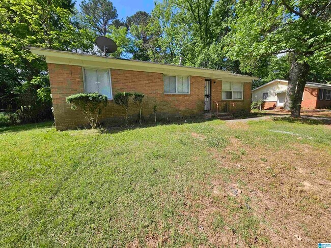 Building Photo - 433 Wedgeworth Rd