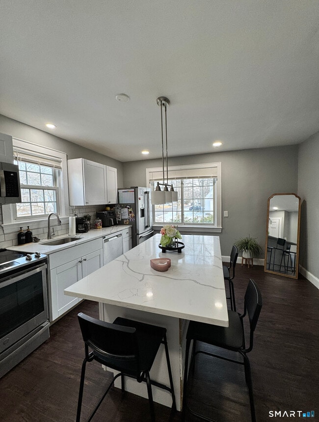 Building Photo - 103 Wyoming St