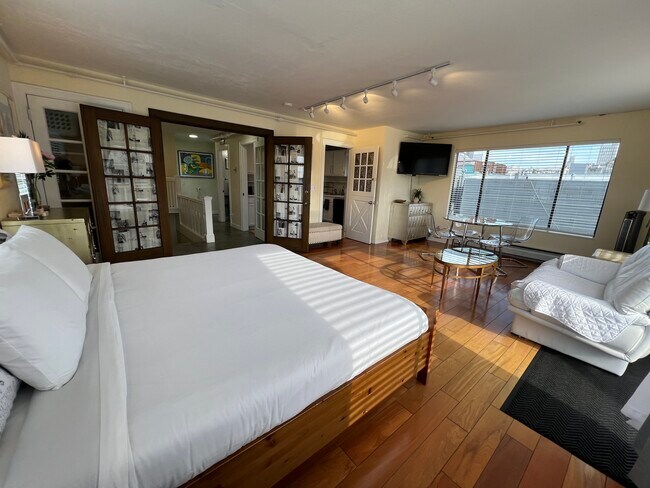 Foto del edificio - 2152 Mason St