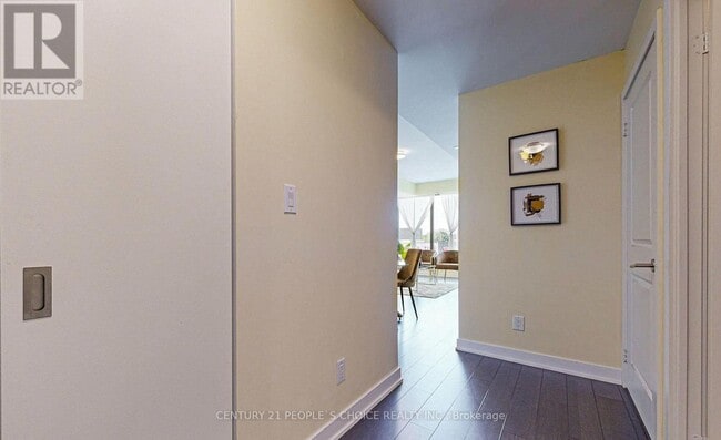 Building Photo - 2799 Kingston Rd