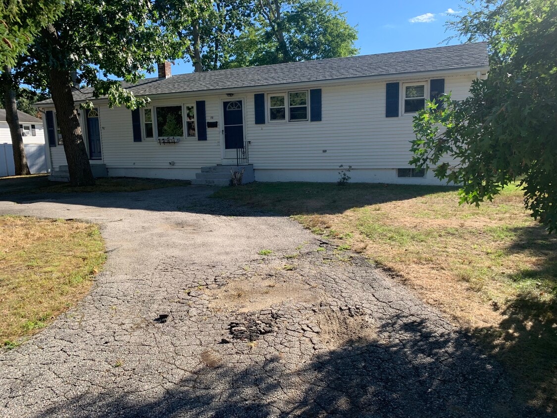 Primary Photo - 170 Shannon Dr