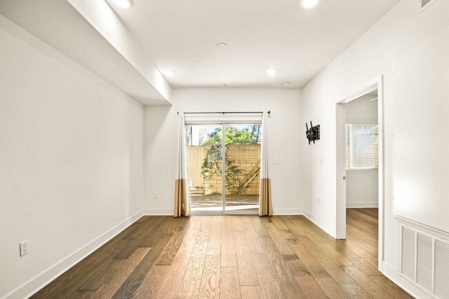 Building Photo - 2970 Ripple Pl