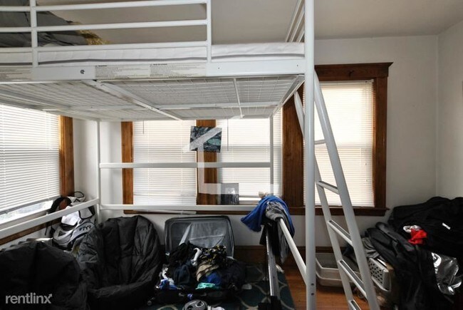 Building Photo - 90 Harriet St