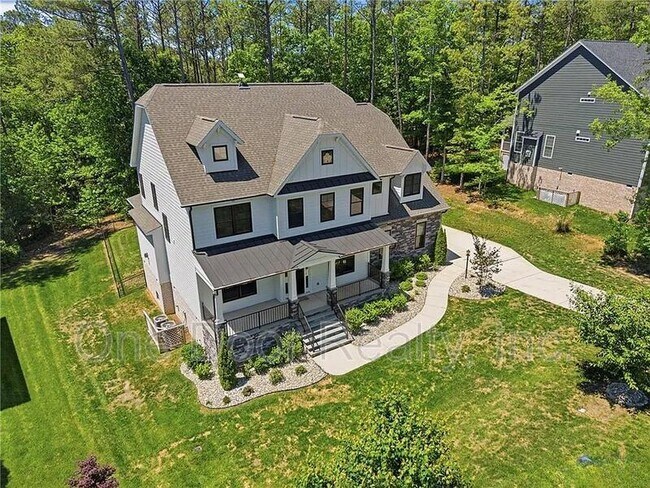 Foto del edificio - 5320 Linkshire Ln