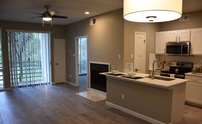 Foto del edificio - 1 bedroom in Dallas TX 75231