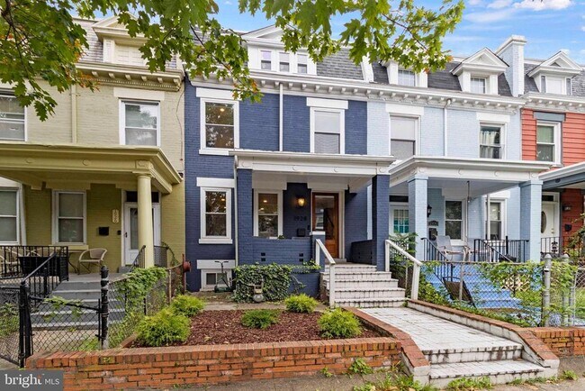 Foto del edificio - 1928 First St NE