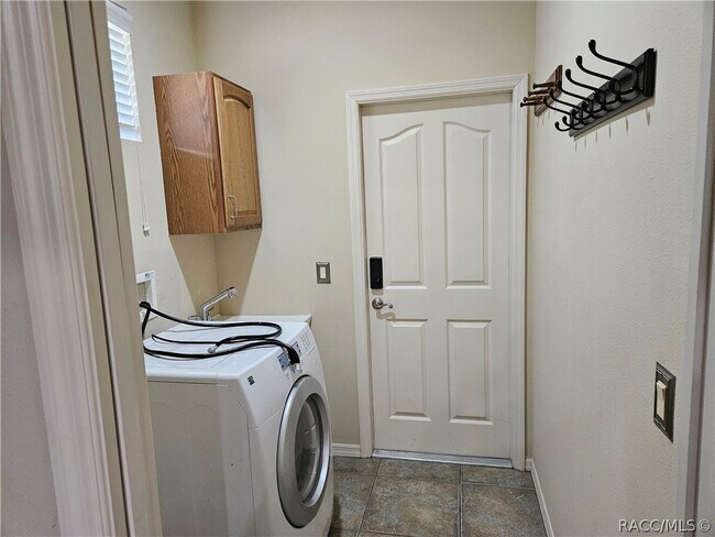 Foto del edificio - 1369 W Diamond Shore Loop