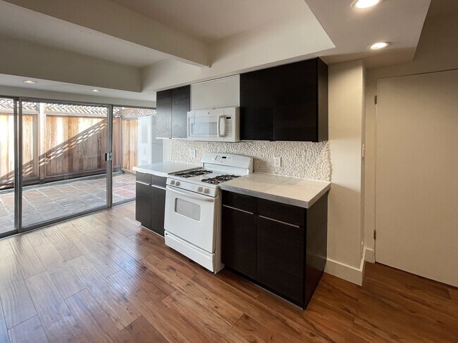 Foto del edificio - 4040 Grand View Blvd
