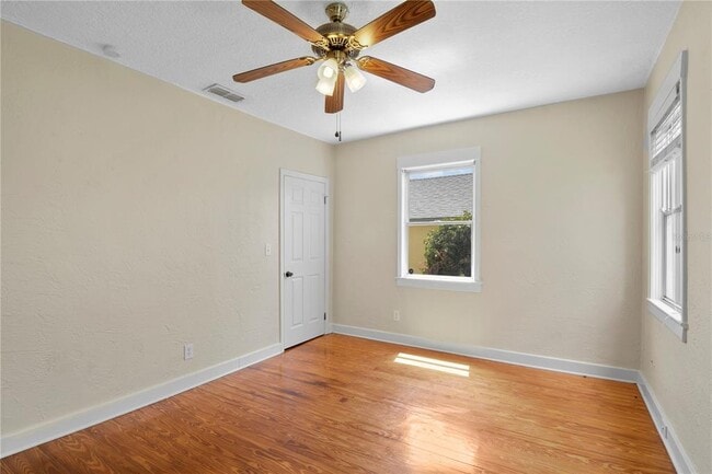 Building Photo - 689 Overspin Dr