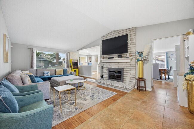 Foto del edificio - 1709 S Perry Ct