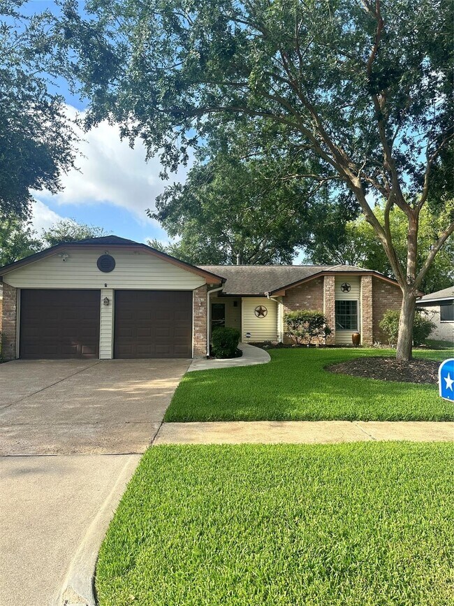 Building Photo - 19507 Spanish Needle Dr