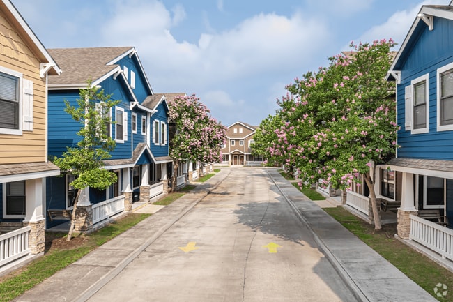 Exterior - The Villas at Riverbend