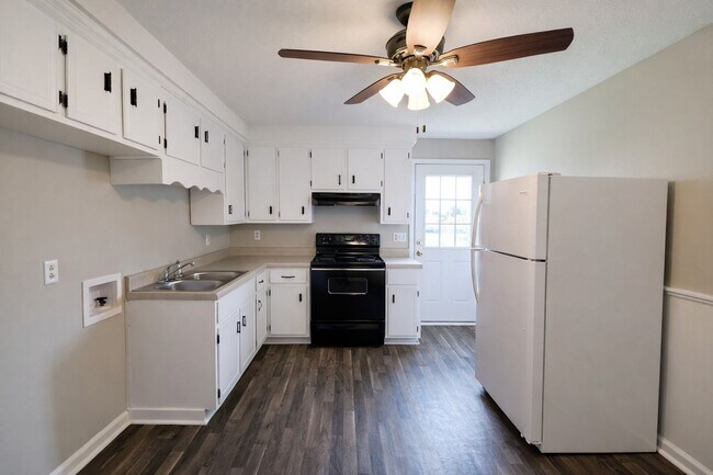 Foto del edificio - Tandy Drive Apartments