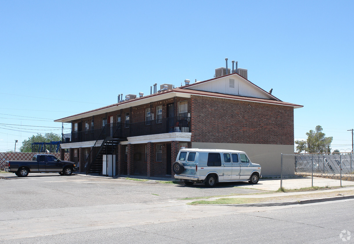 Primary Photo - 112 Durrill Dr