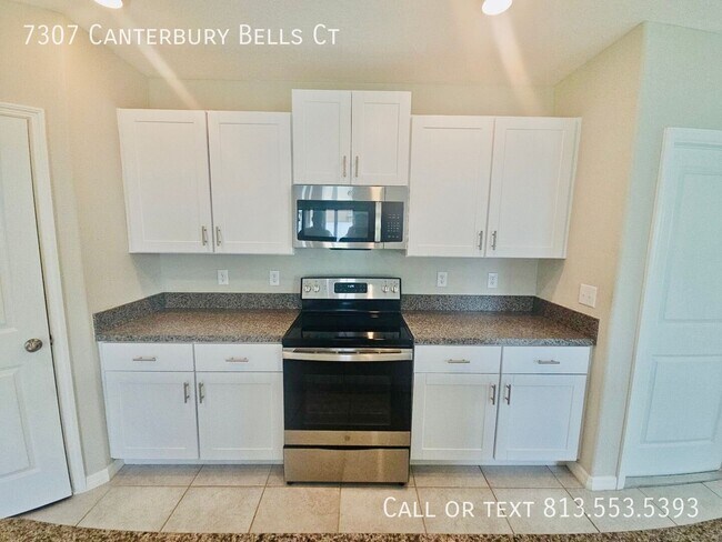 Foto del edificio - 7307 Canterbury Bells Ct