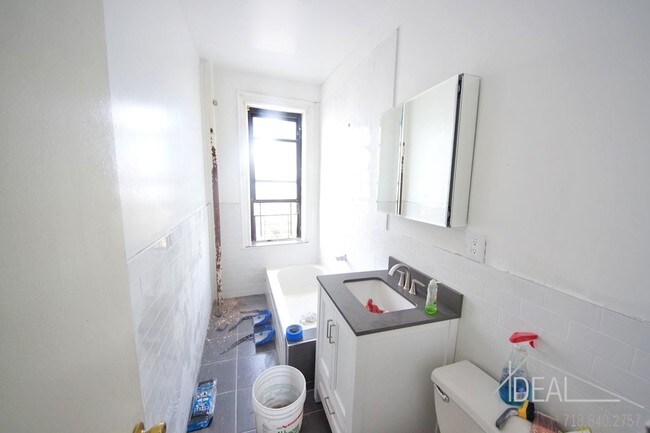 Building Photo - Brand new 3 bedroom apartment in Bay Ridge