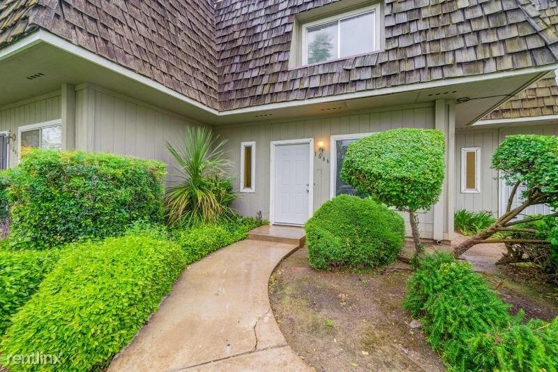 Primary Photo - 1666 W N Bear Creek Dr