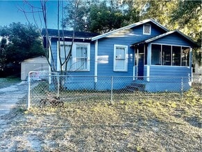 Building Photo - 444 Duray St