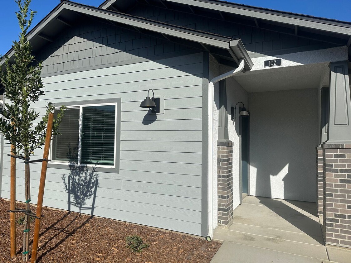 Primary Photo - Wood Ranch Apartments 514