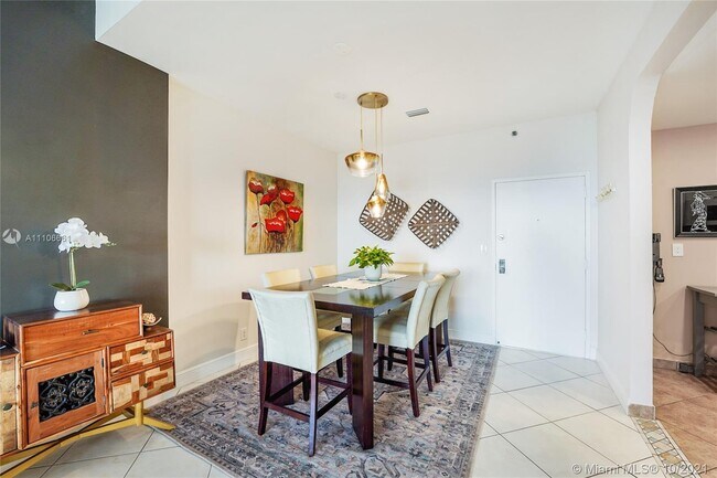 Foto del edificio - 18151 NE 31st Ct