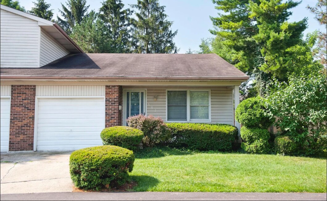 Foto principal - 387 Huber Village Blvd