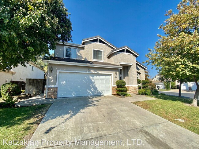 Building Photo - 4 br, 2.5 bath House - 4011 Shorelake Court