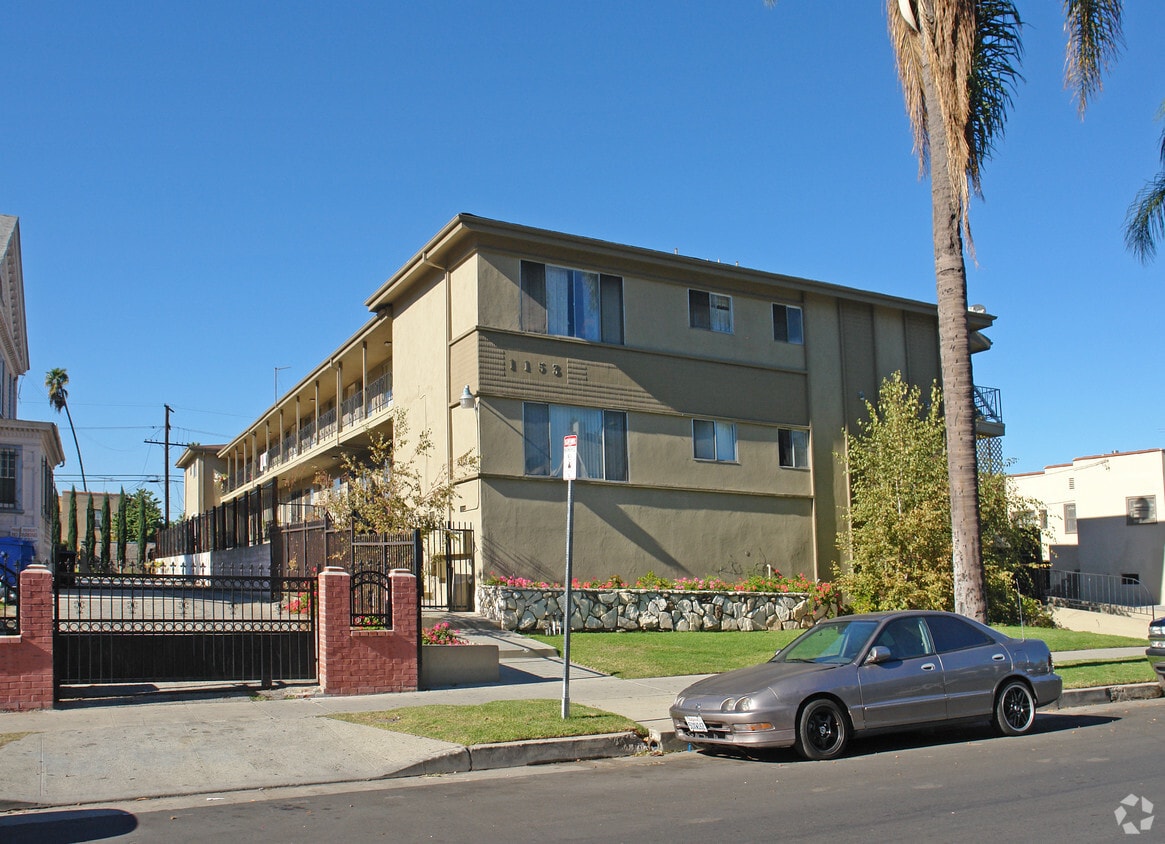 Primary Photo - Donna Jean Apartments