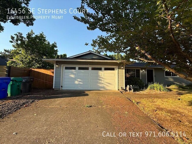 Building Photo - 16456 SE Stephens Ct