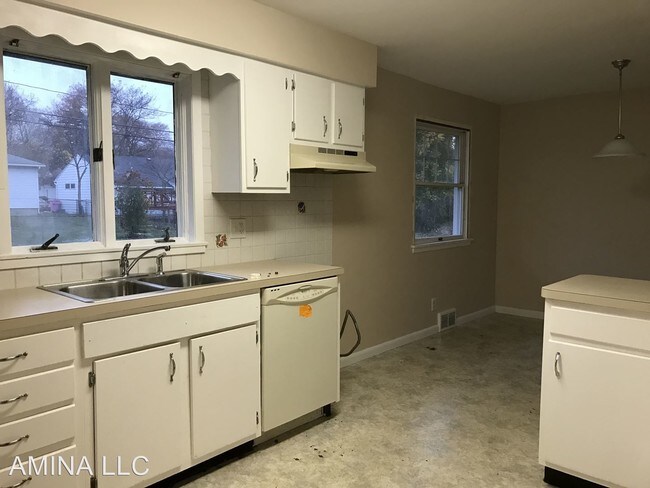 Foto del edificio - 39 Ingram Dr