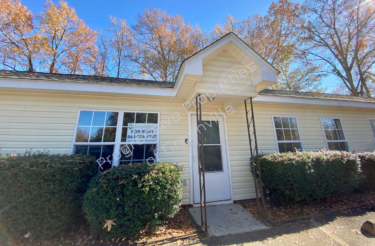 206 Sunnyside Dr, Greer, SC 29651 House Rental in Greer, SC