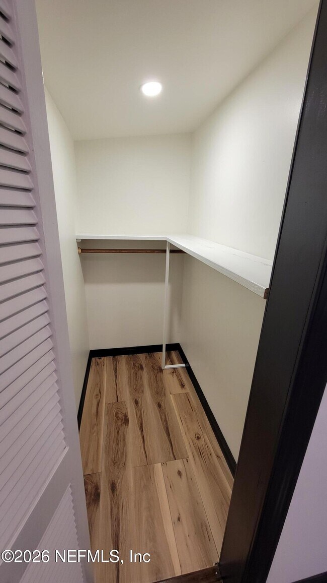 Foto del edificio - 4625 Riverdale Rd