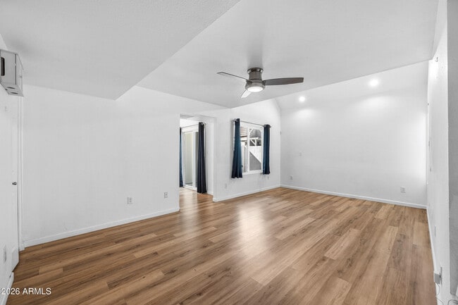 Building Photo - 6820 S Snyder Ln