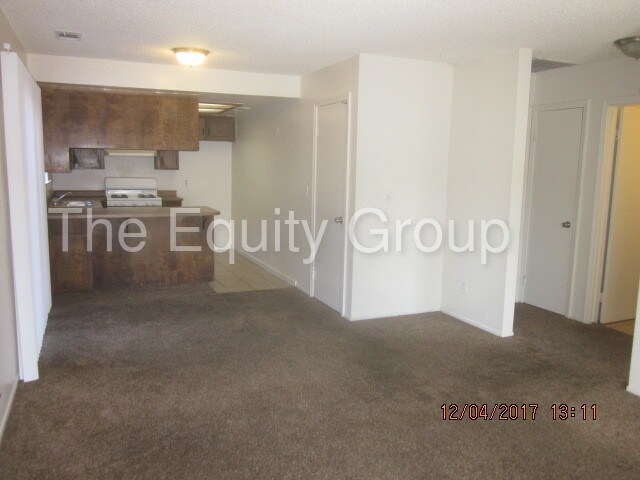 Building Photo - 845 S Demaree St