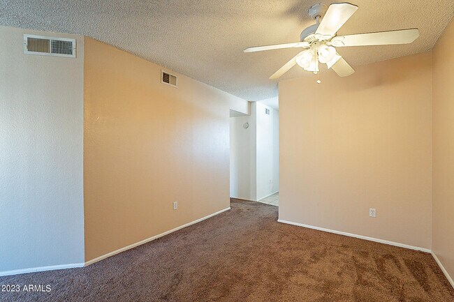 Building Photo - 11640 N 51st Ave