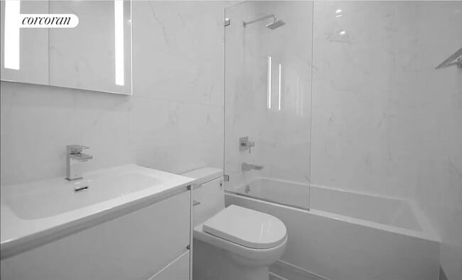 Building Photo - 1321 Union St