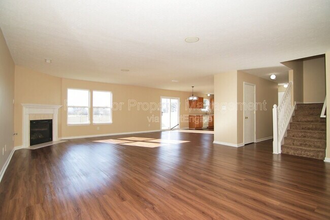 Foto del edificio - 12419 Deerview Dr