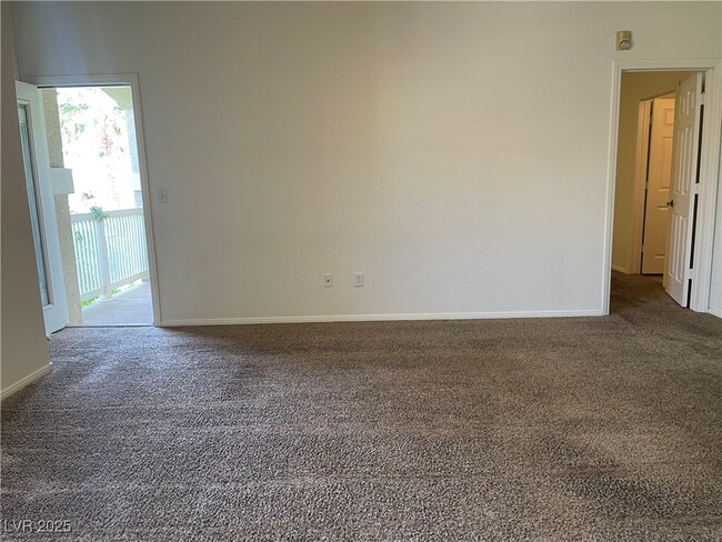 Building Photo - 5855 Valley Dr