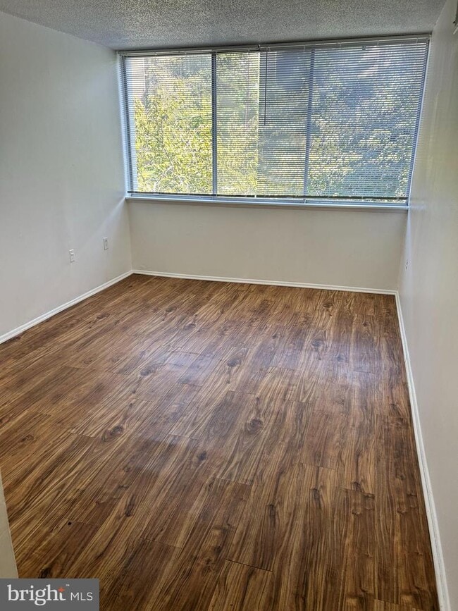 1832 Metzerott Rd Unit 208, Adelphi, MD 20783 Room for Rent in