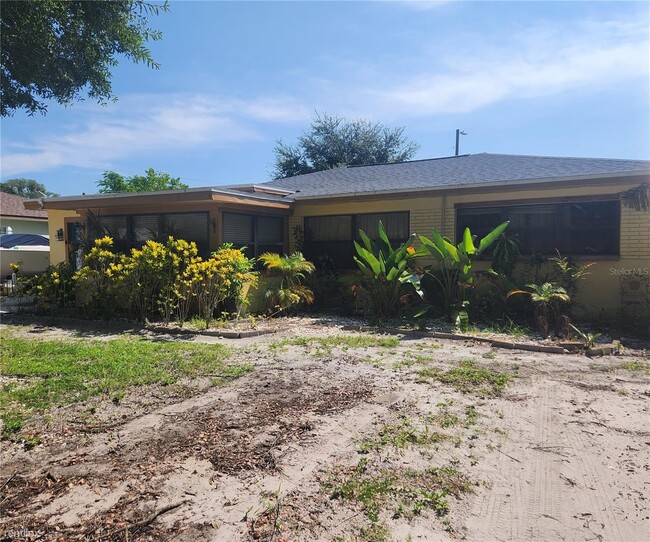 Building Photo - 3 br, 2 bath House - 10411 N Ashley Street